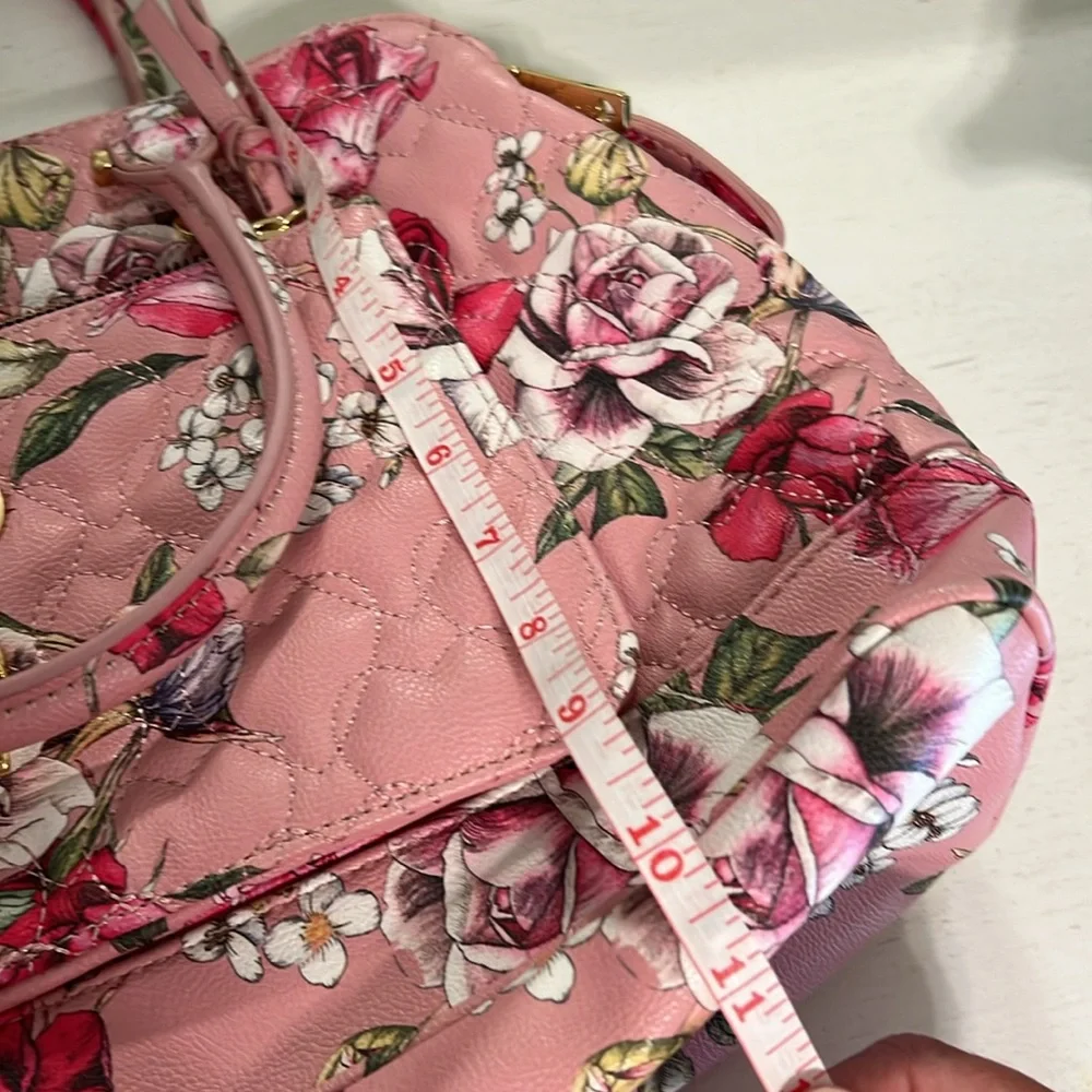 Betsey Johnson betsey johnson